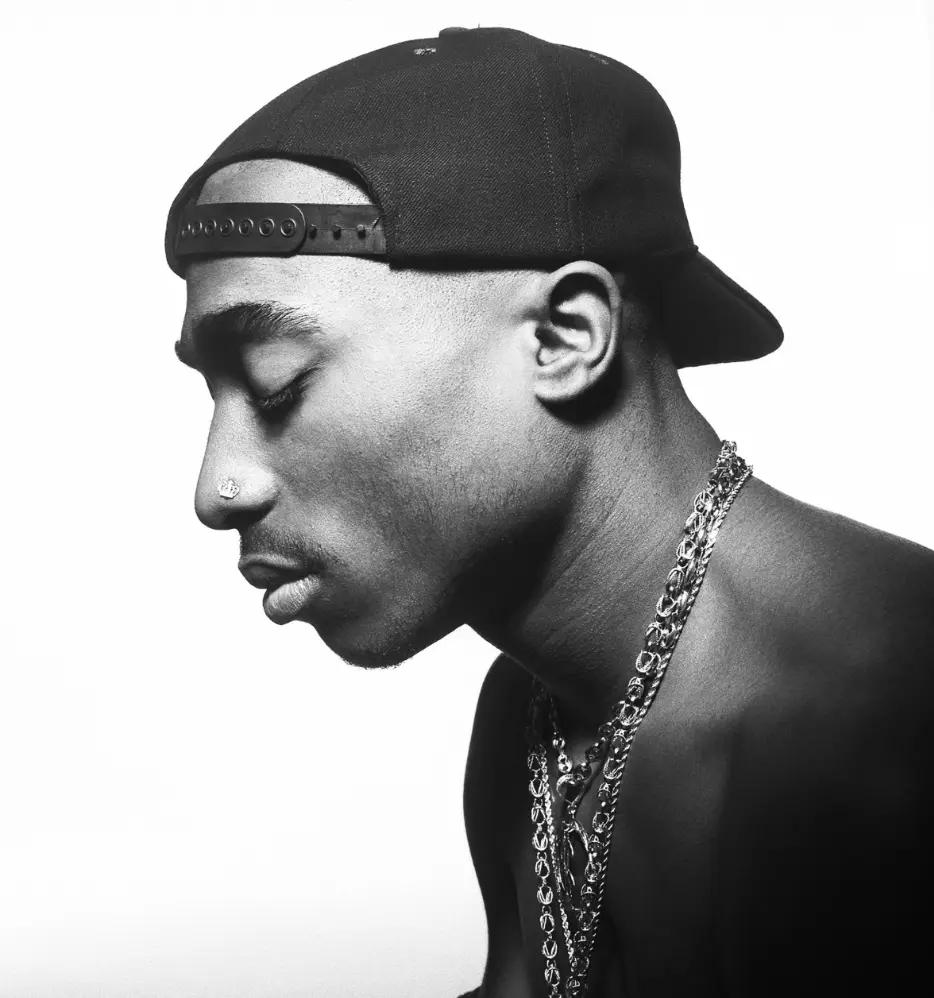 Tupac Shakur To Received Posthumous Star On The Hollywood Walk Of Fame