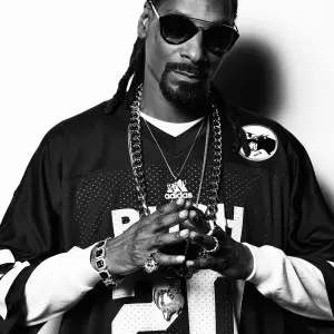 This Day in Hip Hop: Snoop Dogg and Q-Tip